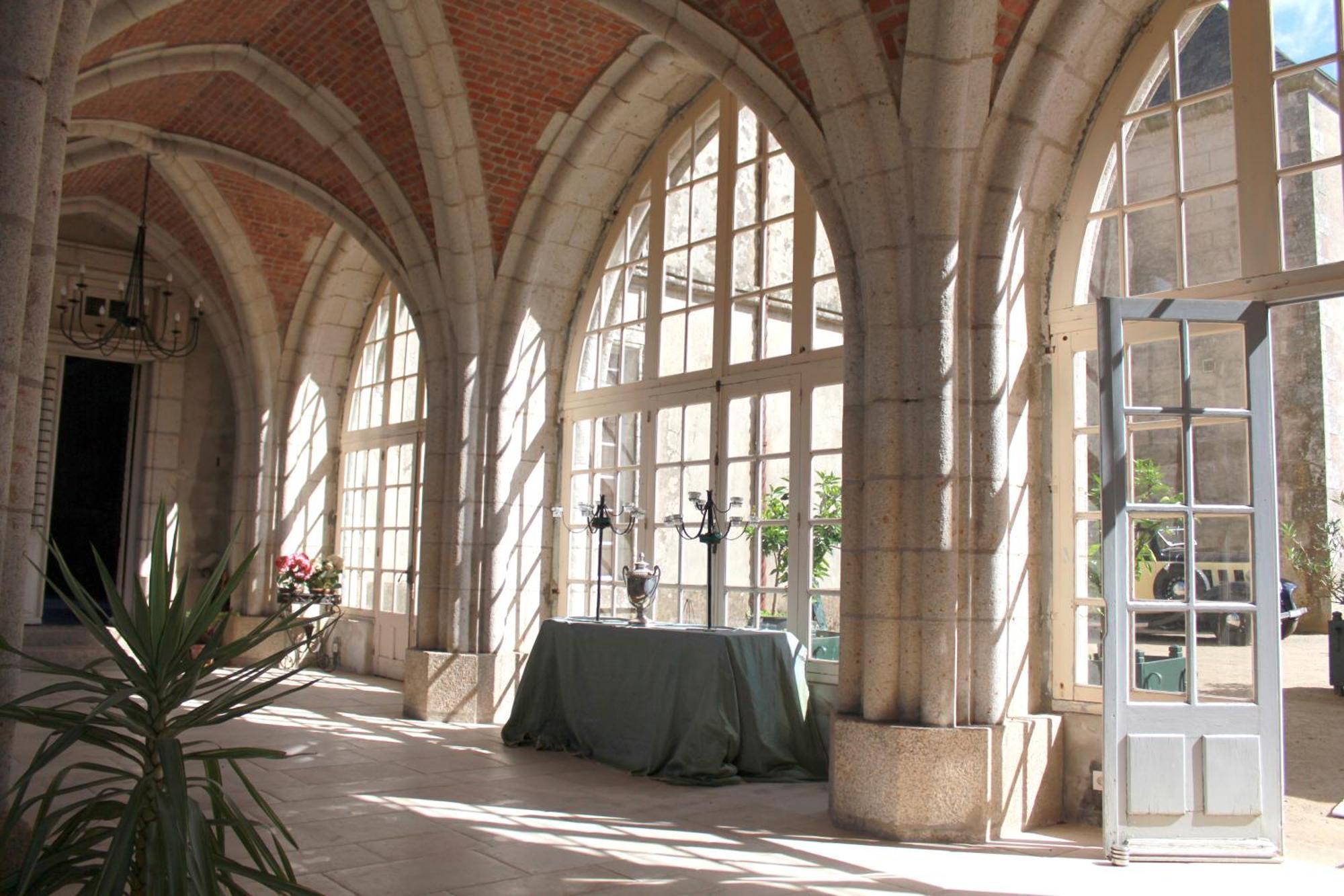 Chateau De La Flocelliere Exterior photo